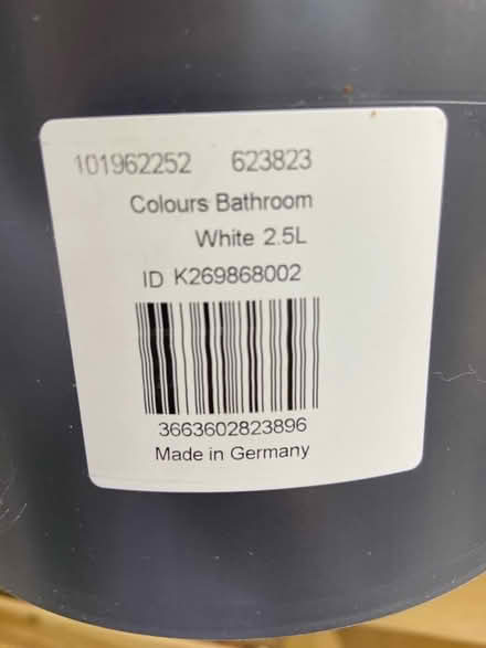 Photo of free Pure brilliant white and white bathroom paint (Watford Heath WD19) #3