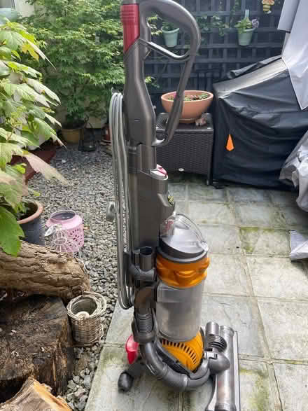 Photo of free Dyson vacuum cleaner (Oxford-Freegle CGA OX4) #2