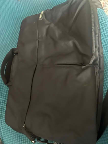 Photo of free Laptop bag (SW11) #1