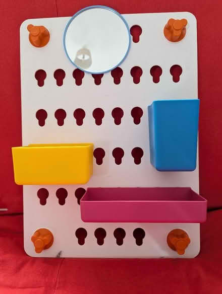Photo of free 5-Piece Bathroom Board Set with Suction Cups (Longley S5) #1