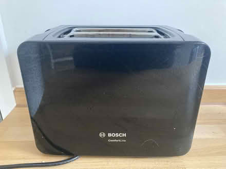 Photo of free Working toaster (SW4) #1