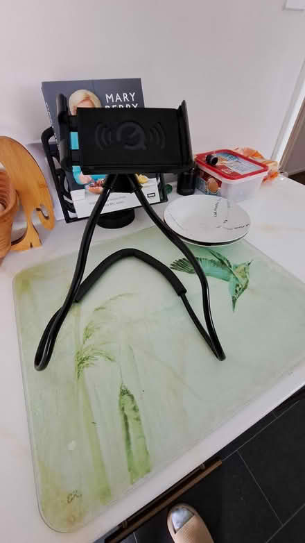 Photo of free Phone stand (Gosport PO13) #1