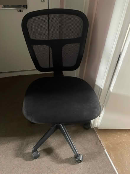 Photo of free Swivel chair (Woolwich SE18) #1