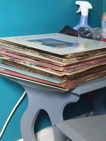 Photo of free Lots of vinyl records and covers (SK8 Cheadle) #1
