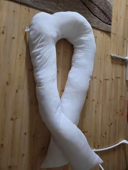 Photo of free Comfort U Pillow (Erith DA8 1BE) #2