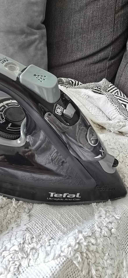 Photo of free Tefal, Ultraglide Anti-Scale (Lambeth) #2