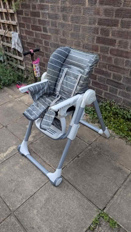 Photo of free High chair (baby) (TW9) #1