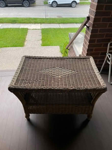 Photo of free Old Wicker Loveseat/Table til 6/10 (Near 11 and Woodward) #1
