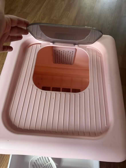 Photo of free Large pink covered cat litter box (Reddish SK5) #4