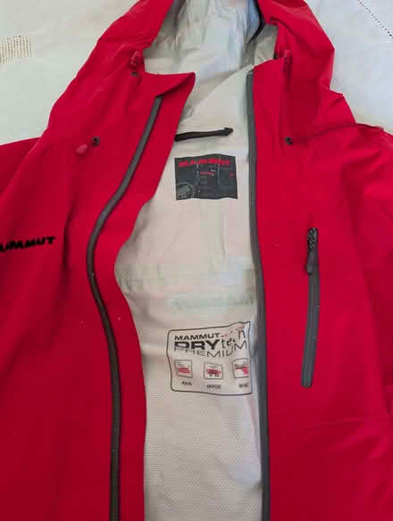 Photo of free Men's Mammut Walking Jacket (Med) (Mold CH7) #2