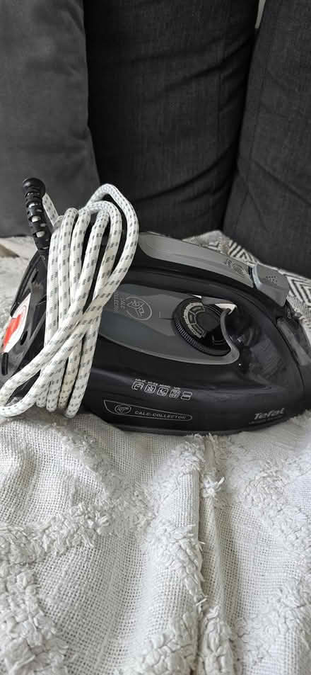 Photo of free Tefal, Ultraglide Anti-Scale (Lambeth) #1