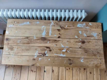 Photo of free Table / desk / workbench (SE24) #2