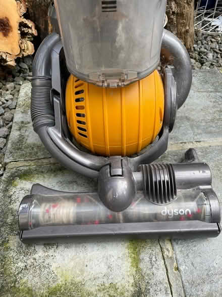 Photo of free Dyson vacuum cleaner (Oxford-Freegle CGA OX4) #3