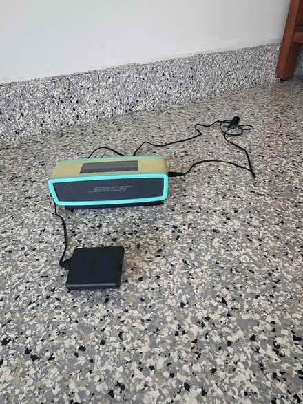 Photo of free Bose Speaker (Bluffs, Newport Beach) #1