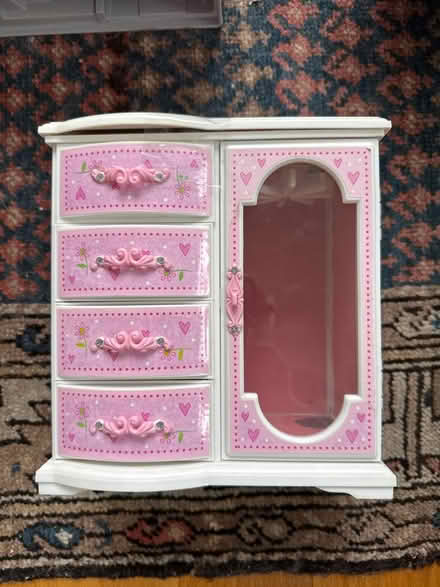 Photo of free Girl’s jewelry box (Forest Hills) #1