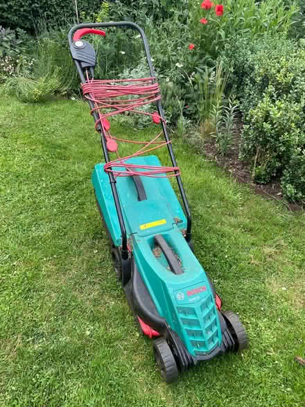 Photo of free Bosch lawnmower - needs mending (SE24 9PU) #1