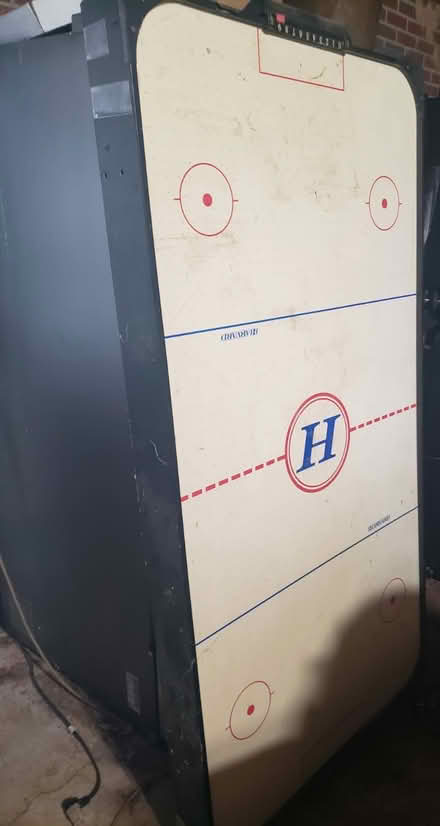 Photo of free Air Hockey Table (Front Royal) #1