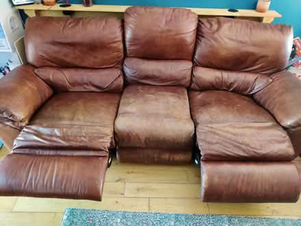Photo of free Leather recliner sofa (Blackwood g68) #1