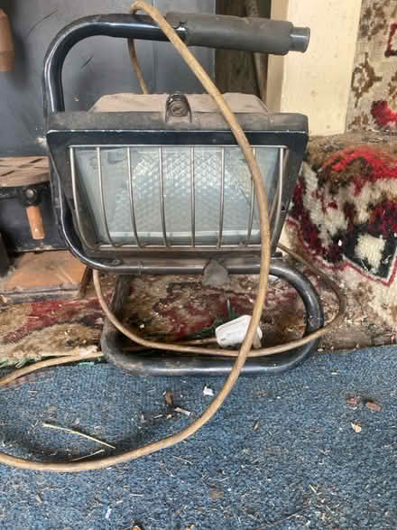 Photo of free Halogen work lamp (Harpenden AL5) #1