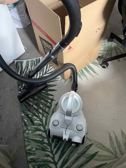 Photo of free Hoover (Tw1 3JZ) #3