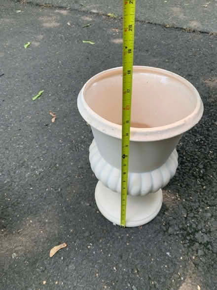 Photo of free Floral Urn (Cottageville, South Brunswick) #2