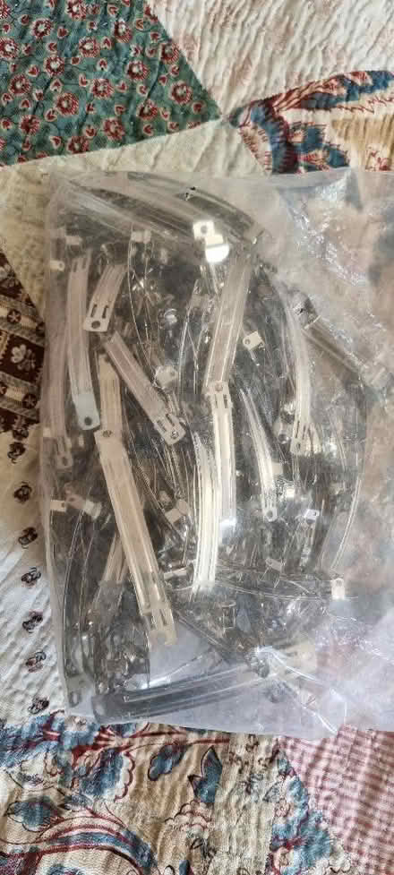 Photo of free Bag of clips for hair slides, 2 sizes (Central Lancaster LA1) #2
