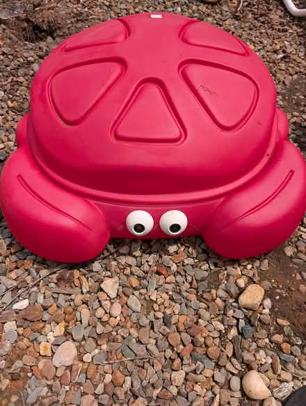 Photo of free Step2 Crabbie Sandbox (Kings Park) #1
