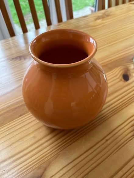 Photo of free Ceramic vase (Basingstoke RG22) #1