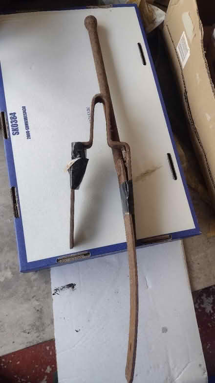 Photo of free Pre atomic era Steel Gate Latch (Fovant. SP3) #3