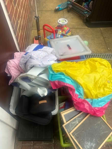 Photo of free Used toys and baby seat (Hammersmith) #1