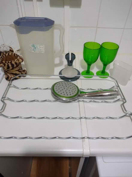 Photo of free Miscellaneous household items (North Kensington W10) #2