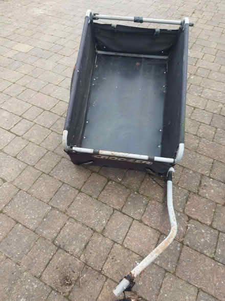 Photo of free Croozer bike trailer - needs some work (Cutteslowe OX2) #3