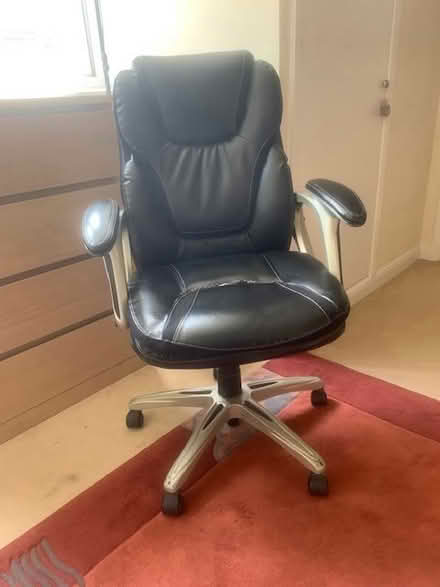 Photo of free Office Desk Chair (Sanderstead) #1