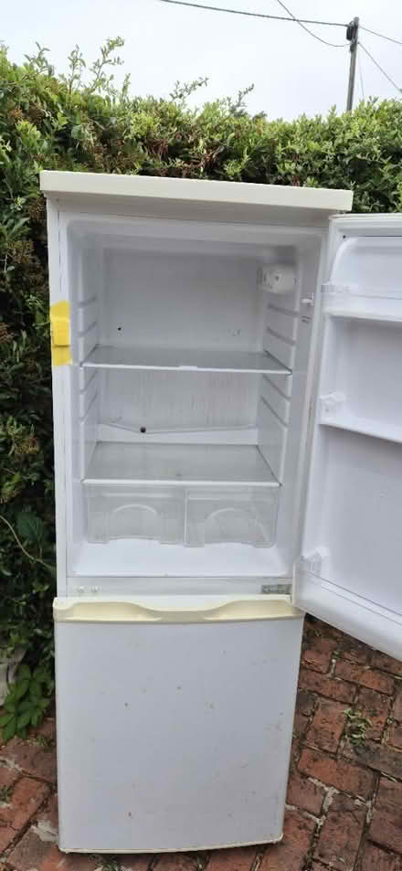 Photo of free fridge freezer (Gravesend and area DA12) #3