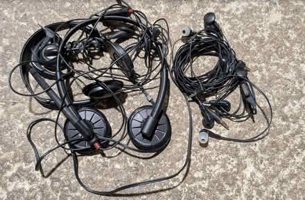 Photo of free Bunch of ear-pieces/headphones for recycling (Kennington OX1) #1