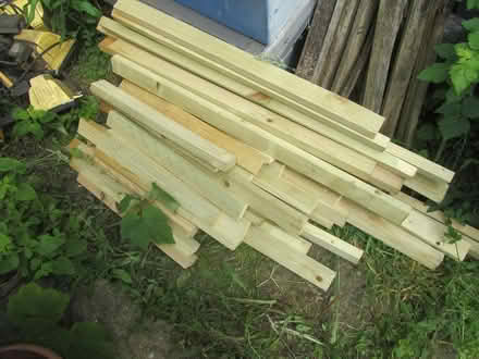 Photo of free sawn 2 x 1 baton various lengths (Finchley N12) #1