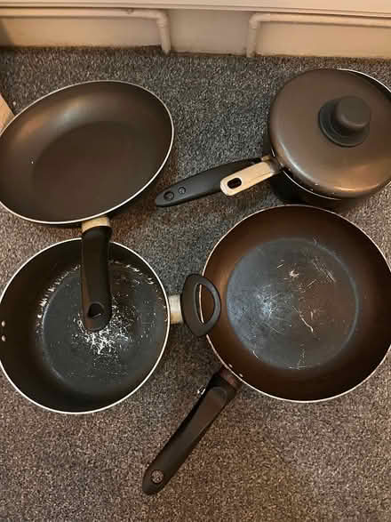 Photo of free Pots/pans (SE19) #3
