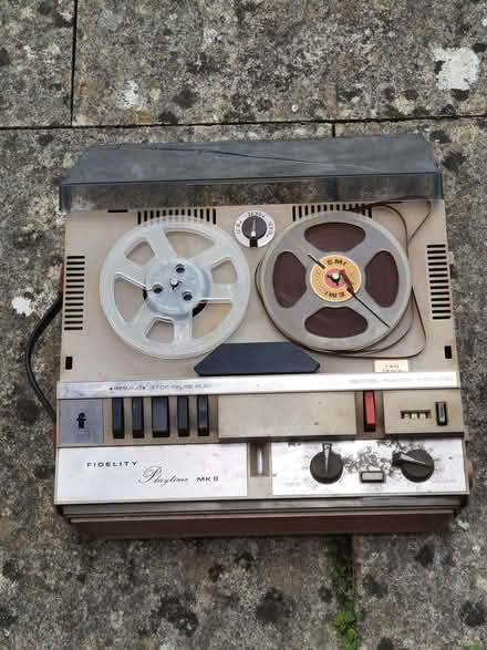 Photo of free Old Reel to Reel Tape Recorder Plus Tapes (Warsash SO31) #1