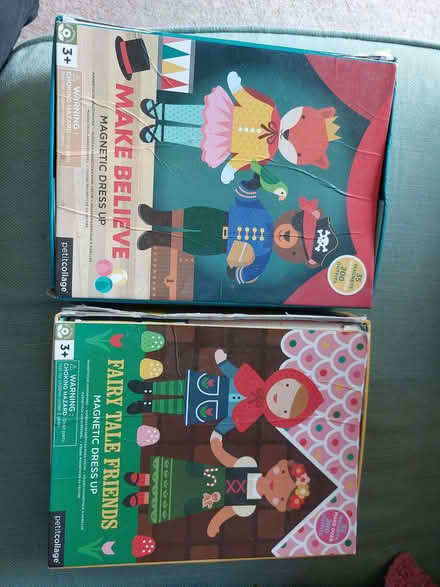 Photo of free Magnetic dolls and clothes (Keymer BN6) #1