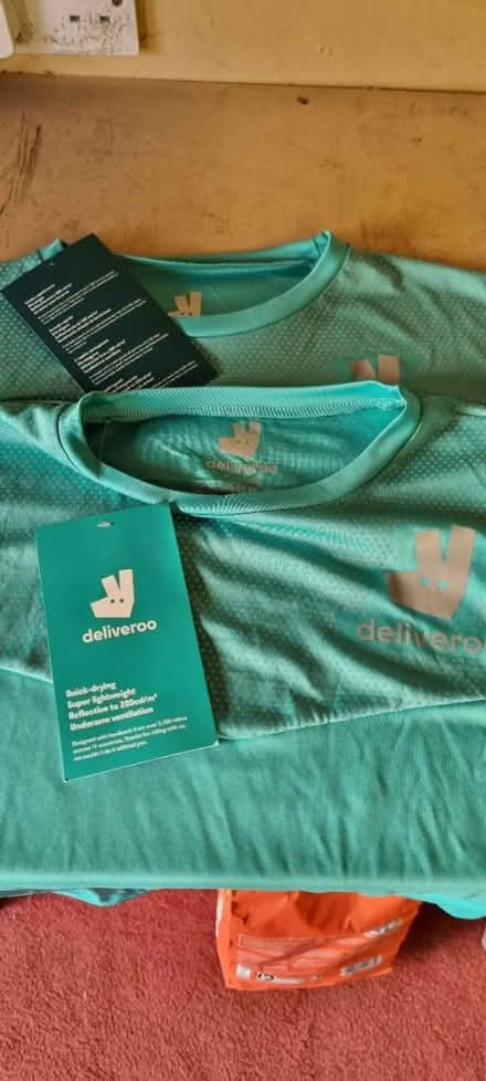 Photo of free Deliveroo clothing (CR7) #1