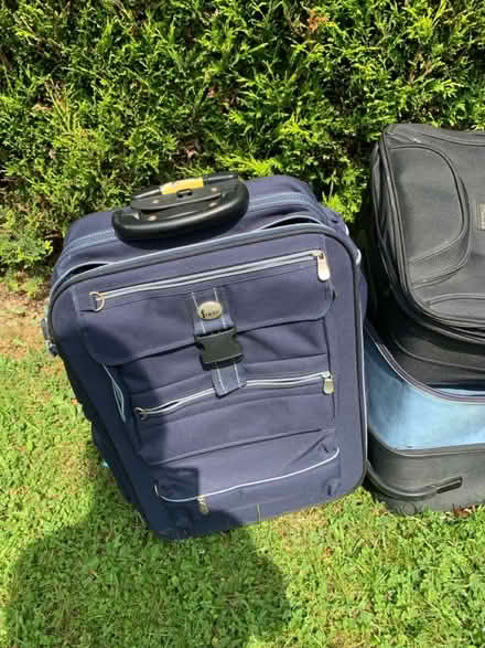 Photo of free Suitcases (S20) #2