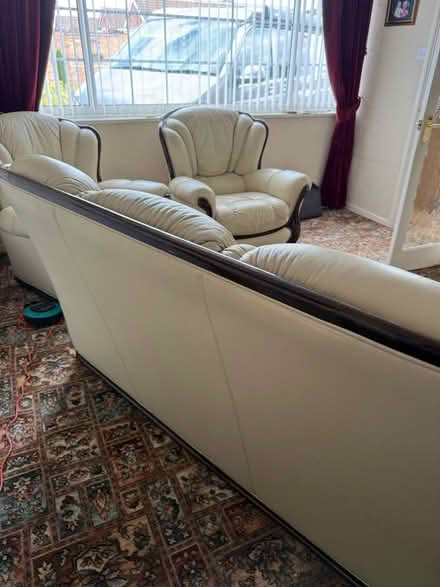 Photo of free Italian Leather Three Piece Suite (Kidderminster DY10) #4