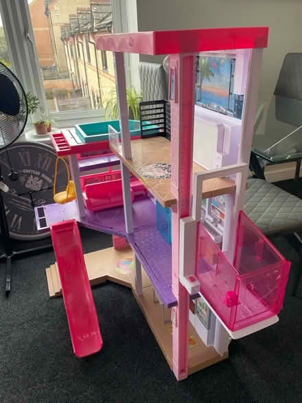 Photo of free Barbie dream house (Boscombe) #4