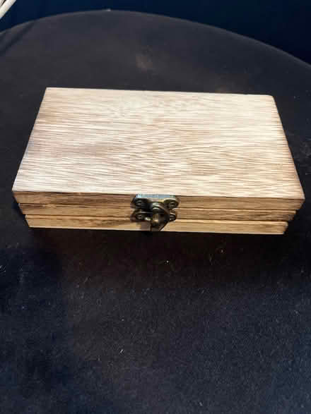Photo of free Balsa wood box w clasp (Adam’s Point, Oakland) #1