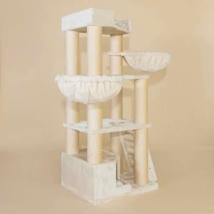 Photo of free Large Cat Tree (Horam) #1