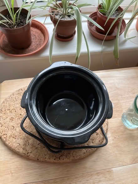 Photo of free Small slow cooker (WF4) #2