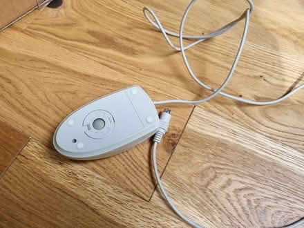 Photo of free Plain PS/2 Wired Mouse (Woosehill RG41) #2