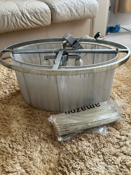 Photo of free Large oval light fitting. SW2 2LP (SW2) #2