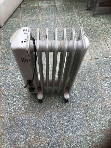 Photo of free Electric radiator (Garden City OX5) #3