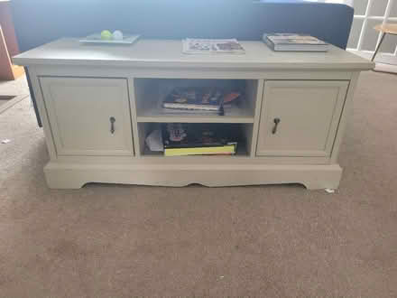 Photo of free Side table (Harpenden batfor) #1